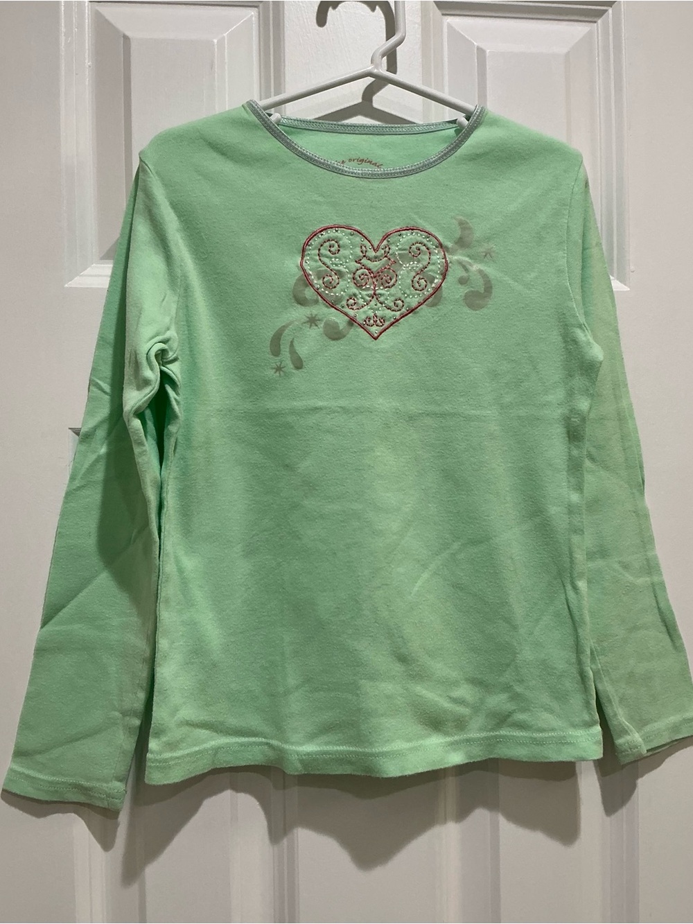 Mint Green Long Sleeve Top with Embroidered Pink Heart Graphic Girls Size 7/8